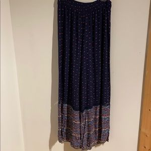 Flowy patterned pants